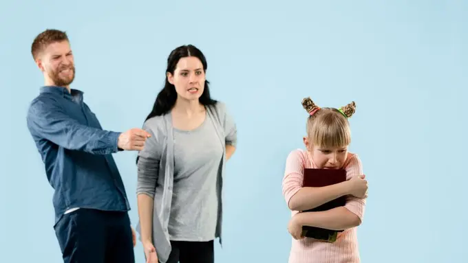 Ilustrasi toxic parenting/freepik.com