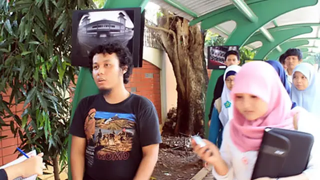 Kalacitra Gelar Pameran Foto di Trotoar