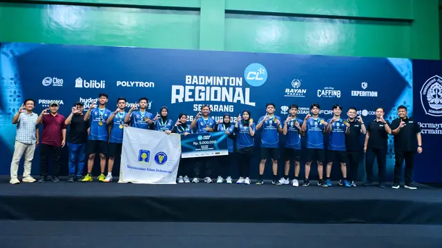 Para juara Campus League Badminton regional Semarang