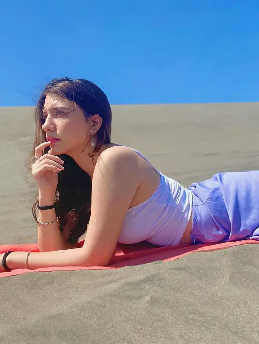 <p>Tak ayal postingan Cassandra Lee ini mendapat berbagai komentar dari netizen. Sebagian besar dari mereka memuji kecantikan dari Cassandra. [Foto: instagram.com/cassandraslee]</p>