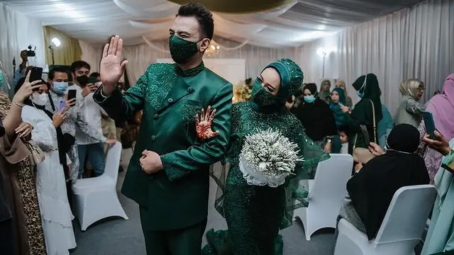 7 Momen Reza Zakarya dan Valda yang Jalani Henna Night