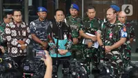 Sebelumnya, KPK menetapkan Kabasarnas Marsekal Madya Henri Alfiandi dan orang kepercayaannya, Afri Budi Cahyanto sebagai tersangka.  (Liputan6.com/Helmi Fithriansyah)