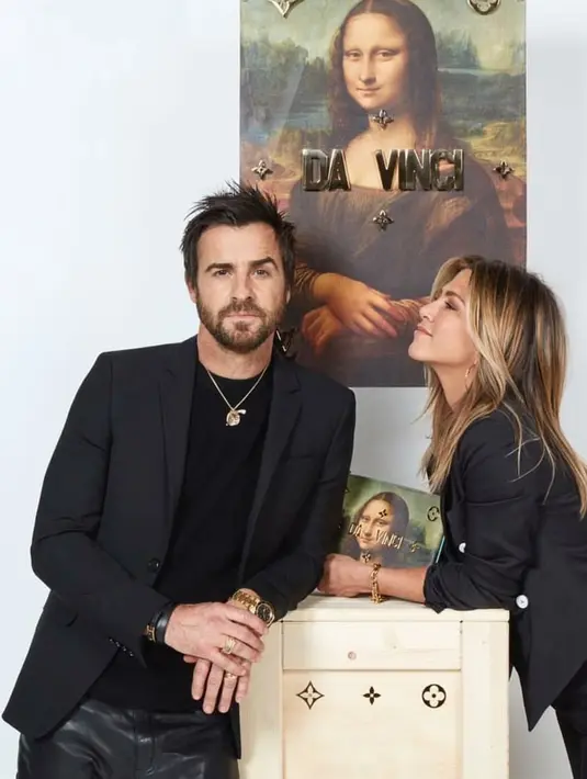 Hmm.. sepertinya keberadaan mobil Justin Theroux di rumah Jennifer Aniston hanya karena belum ada yang bisa mengambilnya, ya. (instagram/jenniferanistononline)