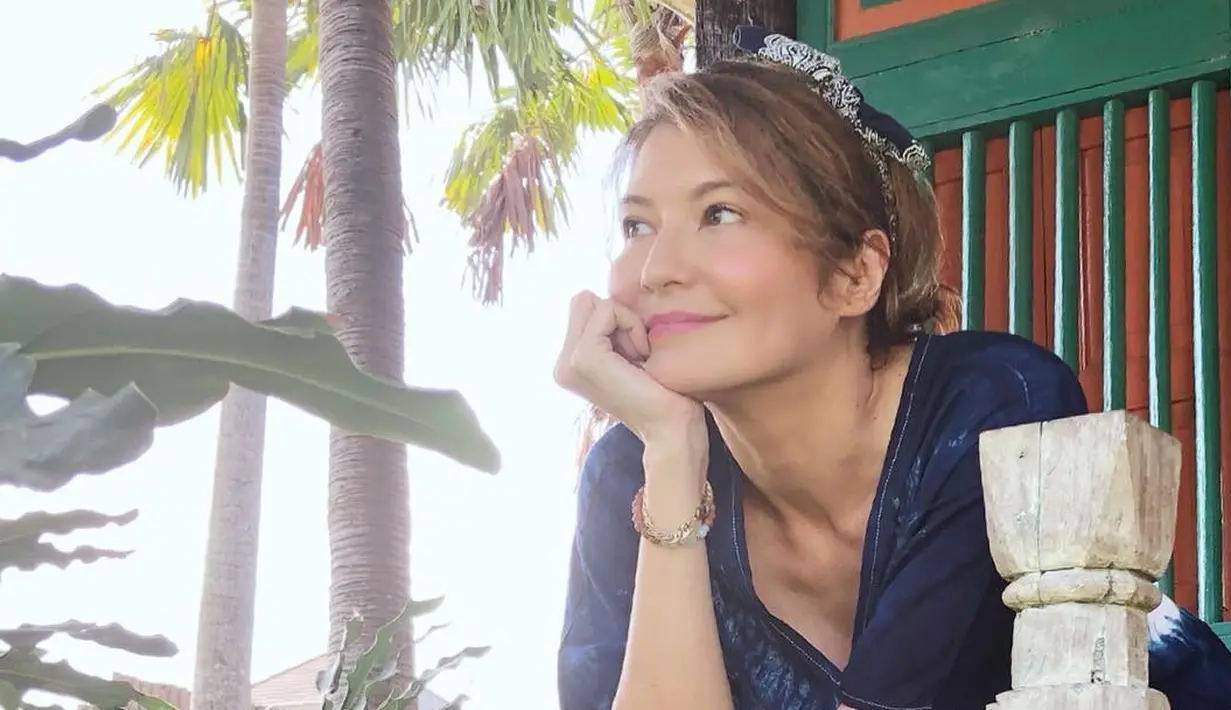 Tamara Bleszynski merupakan salah satu artis cantik Indonesia yang memutuskan untuk mualaf. Sampai sekarang masih banyak yang tak mengetahui jika ia adalah mualaf. (Foto: instagram.com/tamarableszynskiofficial)