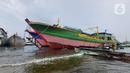Sejumlah kapal bersandar saat banjir rob di Pelabuhan Muara Baru, Penjaringan, Jakarta Utara, Rabu (28/12/2022). Banjir ROB, hujan deras dan  cuaca buruk melanda kawasan Pelabuhan Muara Baru saat siang menjelang sore hari. (Liputan6.com/Johan Tallo)