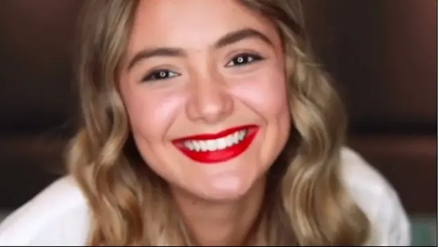 Biasa Tampil Natural, Ini 7 Potret Amanda Rawles dengan Makeup Tebal