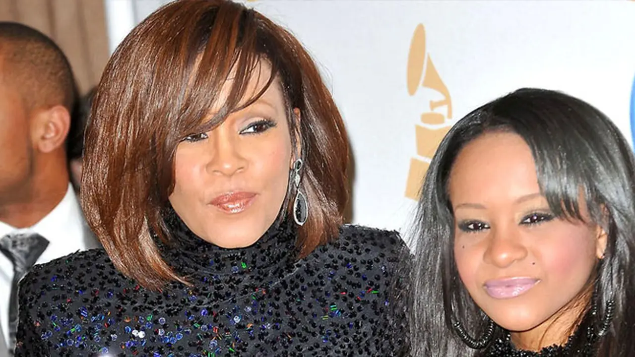 whitney-houston-140120c.jpg
