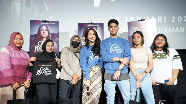 Keseruan Fan Meeting Vidio Original Series “Cinta Pertama Ayah” di CGV FX Sudirman, Jakarta. (ist)