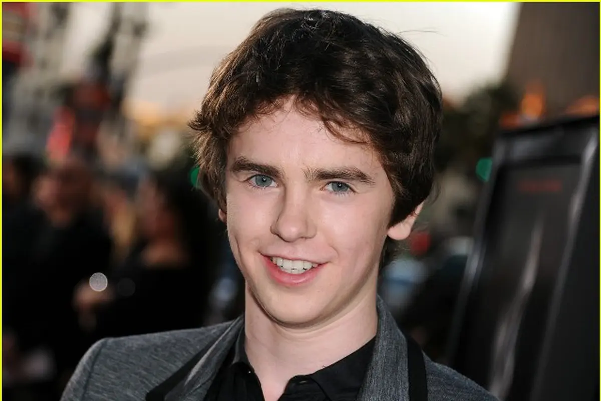 Freddie Highmore