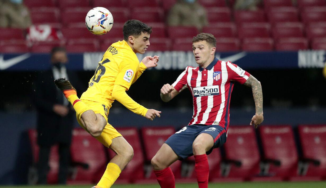 3. Pedri (Barcelona) - Gelandang muda ini merupakan salah satu pemain kepercayaan Ronald Koeman di lini tengah Barcelona. Pemain 18 tahun yang digadang-gadang sebagai penerus Andres Iniesta ini memiliki harga 50 juta euro atau setara dengan Rp854 miliar. (AP/Bernat Armangue)