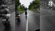 Sebuah rekaman menjadi viral karena menunjukkan detik-detik motor tergelincir masuk ke jurang di Sukabumi.