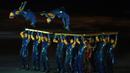 Para profesional bakat dari berbagai daerah di Thailand juga dilibatkan dalam upacara pembukaan kali ini. (AP Photo/Achmad Ibrahim)