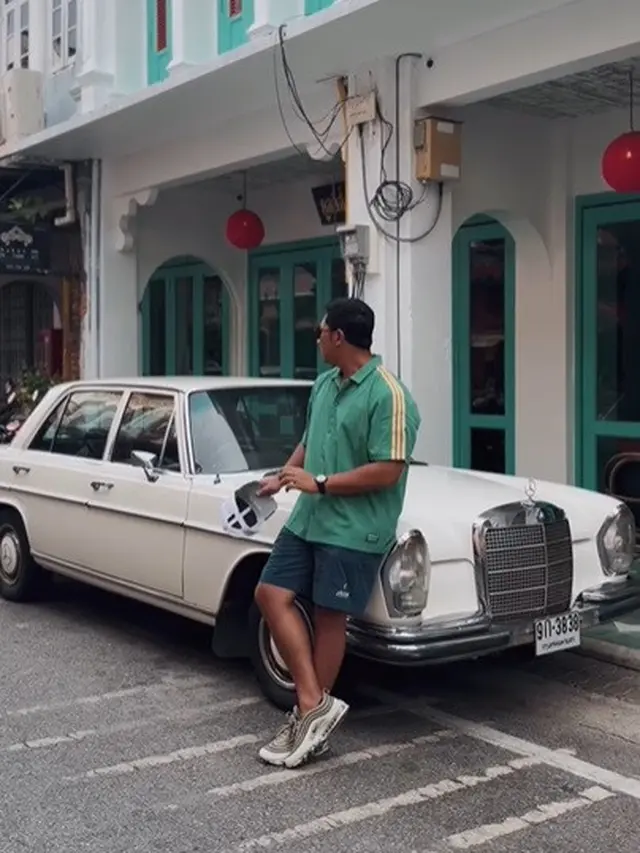 Makin Romantis, Ini Potret Darma Mangkuluhur Putra Tommy Soeharto saat Liburan ke Phuket Old Town Bareng Pacar