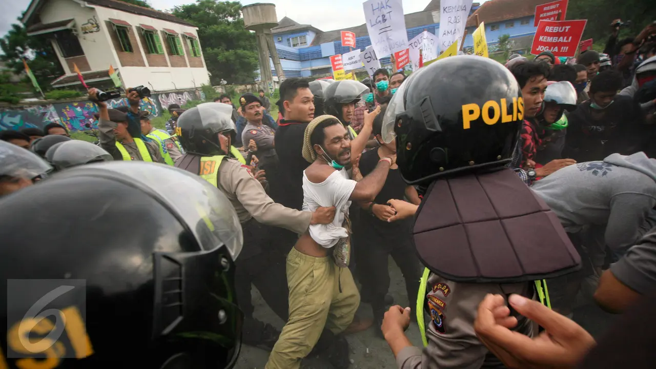 3 Fakta Isu Aparat yang Bergabung dengan Kelompok LGBT