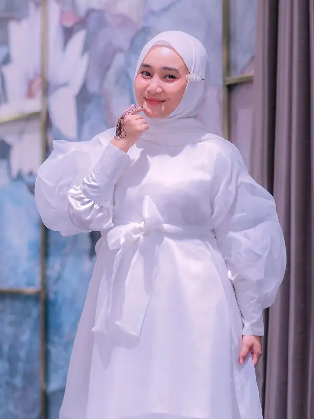 Rilis Lagu Duet Baru, Ini Potret Fatin Shidqia Lubis yang Makin Menawan