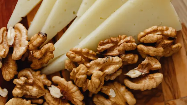 Contoh ilustrasi kacang panggang