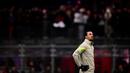 Pemain AC Milan, Zlatan Ibrahimovic saat menjalani sesi pemanasan sebelum pertandingan melawan Torino dalam laga lanjutan pekan ke-22 Serie A musim 2022/2023, Sabtu (11/2/2023) dini hari WIB. Walau tidak ikut bermain, kehadiran pemain dengan julukan Indiana Jones tersebut di San Siro rupanya membawa aura positif bagi Milan. (AFP/Marco Bertorello)