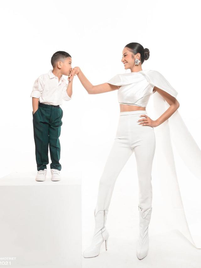 Kirana Larasati dan Kyo (RioMotret/ https://www.instagram.com/p/CQkc_VHsEFR/)