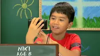 Dalam sebuah video bertajuk Kids React To Old Camera, digambarkan reaksi lucu dari 10 anak ketika pertama kali melihat kamera jadul.