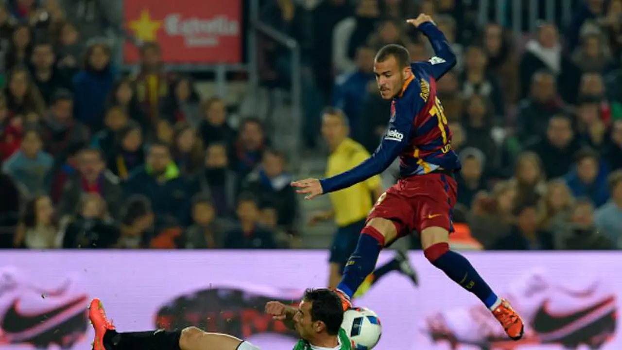 Bomber Malaga Ingin bantu Barcelona Juara Liga Spanyol