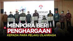 Berita video Menpora Zainudin Amali memberikan penghargaan dan apresiasi bonus kepada para pelaku olahraga berprestasi pada 2021.