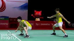Pada awal gim pertama, skor beberapa kali sama kuat mulai dari 3-3, 5-5, dan 6-6. Namun selepas itu, Kevin/Marcus mulai menemukan permainan ritme permainan yang merepotkan lawan. (Badminton Photo/Raphael Sachetat)