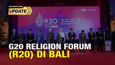 Laporan langsung dari Bali mengenai R20, sebuah forum yang menghadirkan pemuka agama dan tokoh antarsekte dari seluruh dunia sebagai rangkaian Konferensi Tingkat Tinggi (KTT) G20. Forum ini dapat menyampaikan pesan tentang inti dari persatuan dalam a...