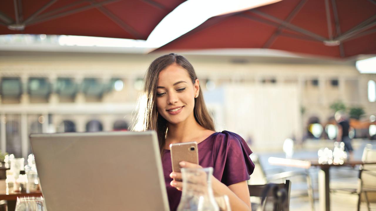 Waspadai Second Screening, Bisa Bahayakan Kesehatan dan Fungsi Otak