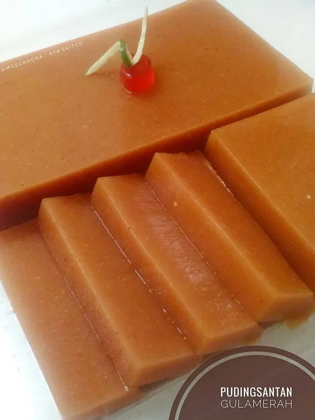 Puding lumut santan gula merah