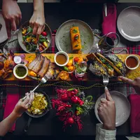 Perayaan Thanksgiving makin terasa hangat dengan steak platter (Cutt & Grill)