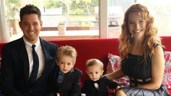 [Bintang] Michael Buble dan Luisana Lopilato