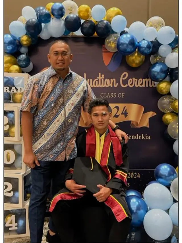 6 Momen Ammar Adik Azizah Salsha Wisuda Kelulusan SMA, Banjir Ucapan Selamat