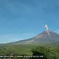 Gunung Semeru kembali erupsi pada Senin pagi (12/2/2024), pukul 06.02 WIB. (Liputan6.com/ Dok PVMBG)