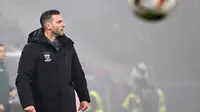 Pelatih Go Ahead Eagles Melvin Boel. (BARBARA GINDL / APA / AFP)