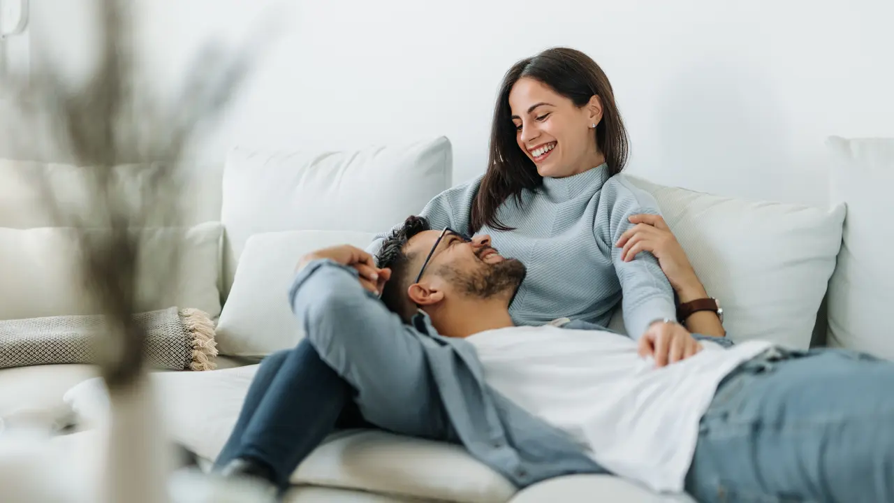 perempuan dan pasangan 4 september cinta tulus
