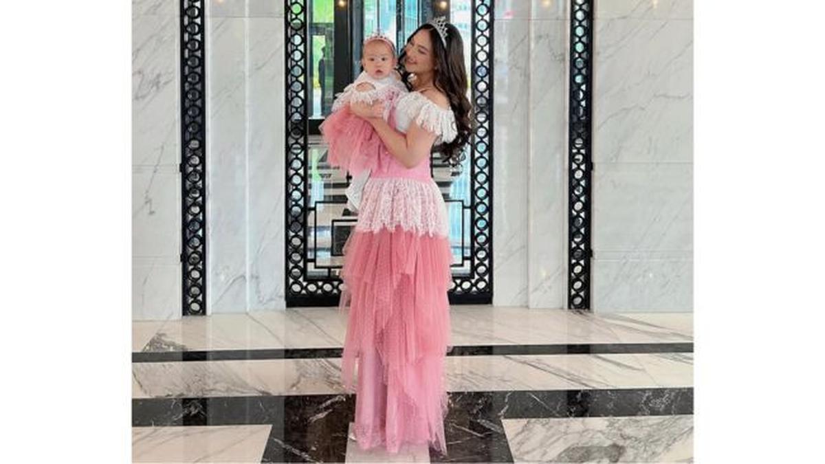 5 Outfit Couple Jessica Mila dan Baby Kyarra, Bisa Jadi Inspirasi Ibu Muda