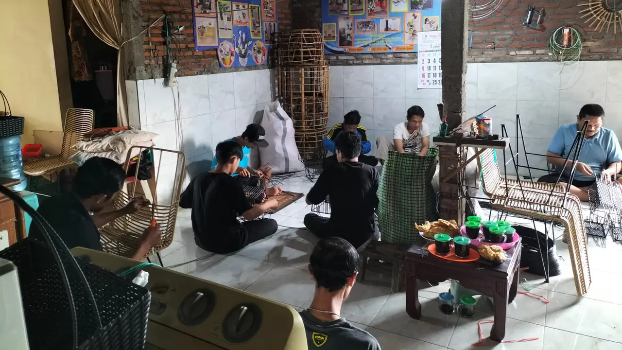 Misriwati Agustina (57 tahun), pengusaha UMKM yang dibantu BRI.