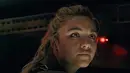 Florence Pugh sebagai Yelena Belova dalam Black Widow. (Foto: Dok. Marvel Studios/ Walt Disney Pictures/ IMDb)