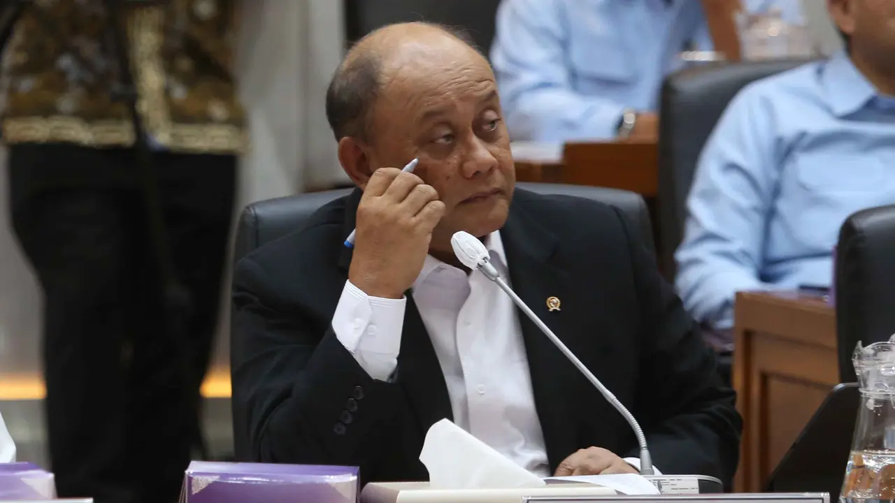 Rapat di DPR, Kepala BGN Sebut Lebih dari 6.457 Orang Terdampak Keracunan MBG