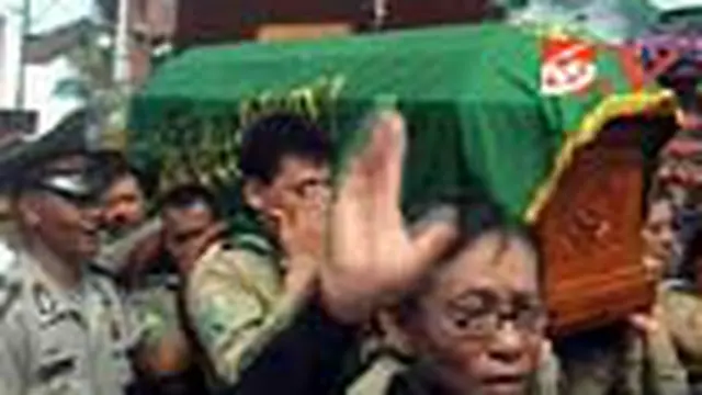 Ribuan Orang Melayat Gesang