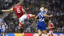Bruno Fernandes sedang menjalani pekan yang buruk. Kapten Setan Merah itu mendapat kartu merah dalam dua laga beruntun. Manchester United bertandang ke markas Porto pada matchday 2 Liga Europa 2024/2025, Jumat (4/10/2024) dini hari WIB. (AP Photo/Luis Vieira)