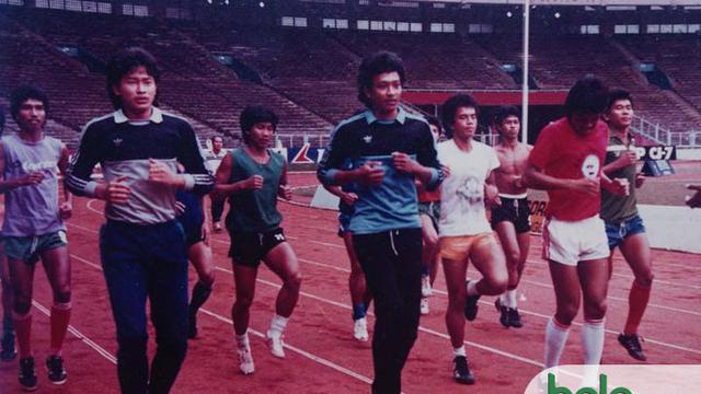 Feature Kisah Kejayaan 5 Kiper Legendaris Indonesia Indonesia Bola Com