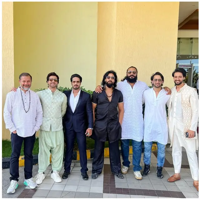 6 Potret Reuni Pemain Mahabharata, Shaheer Sheikh hingga Sourabh Raaj Jain Bikin Nostalgia