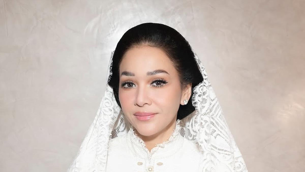 6 Potret Maia Estianty Hadiri Pengajian dan Siraman Al Ghazali, Peluk Erat Putra Sulung Saat Sungkem