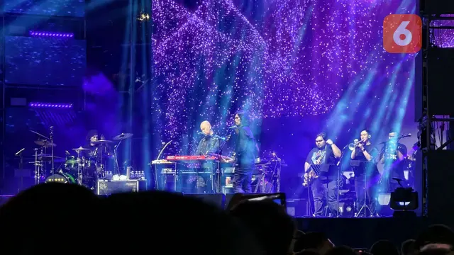 Band legendaris Dewa tampil di The 90's Festival