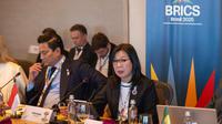 Deputi Gubernur Bank Indonesia, Filianingsih Hendarta dan Wakil Menteri Keuangan Thomas Djiwandono dalam Pertemuan BRICS tanggal 4-5 Juli 2025 di Rio de Janeiro, Brasil. (Dok BI)
