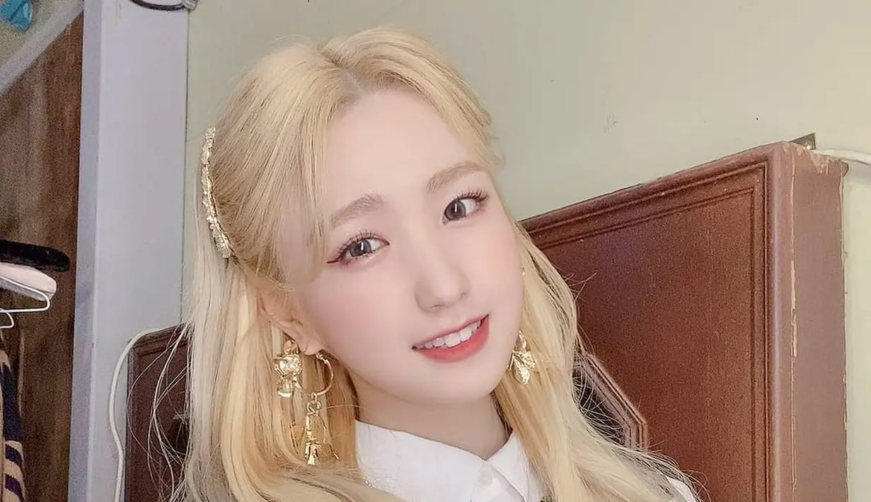 Hitomi Honda. (Instagram/ official_izone)