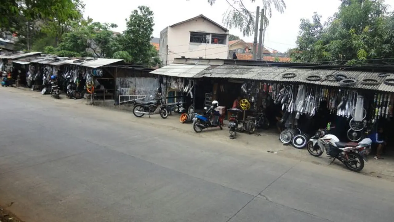 Ini Sentra Penjualan Suku Cadang Sepeda Motor Murah di Depok