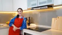 Pengalaman Arumi Bachsin Masak Pakai Kompor Induksi, Lebih Efisien Dibanding Gas