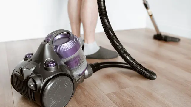 Ilustrasi Vacuum Cleaner
